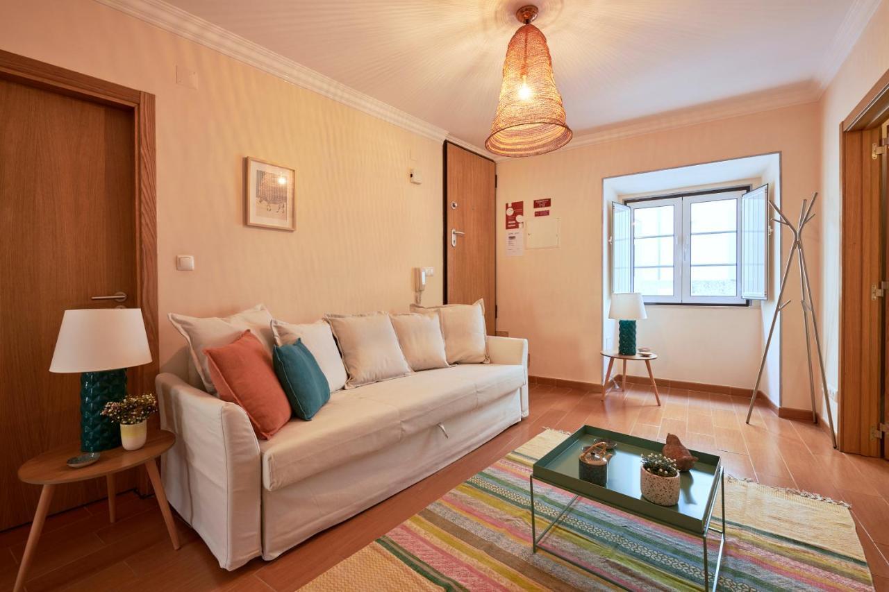 Apartamento Spacious And Renovated With Amazing Patio, By Timecooler Lisboa