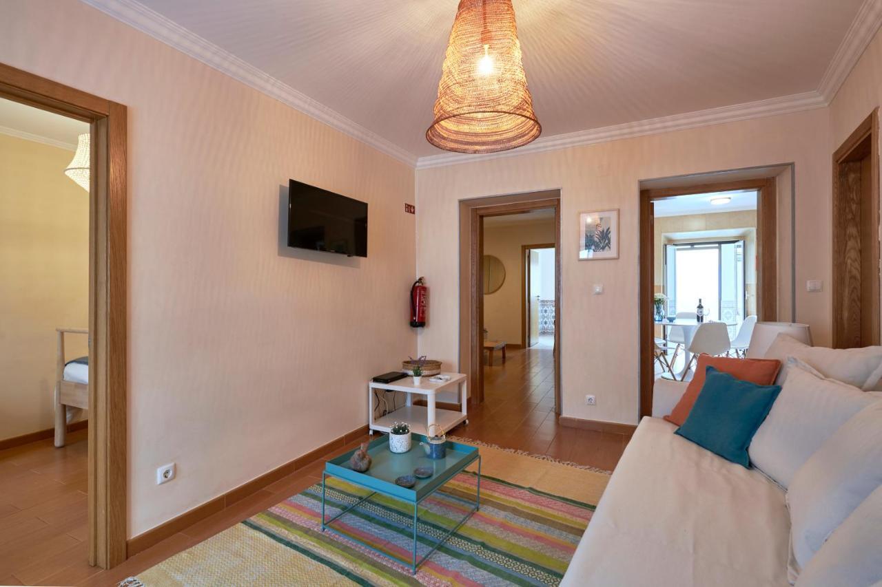 Spacious And Renovated With Amazing Patio, By Timecooler Lisboa